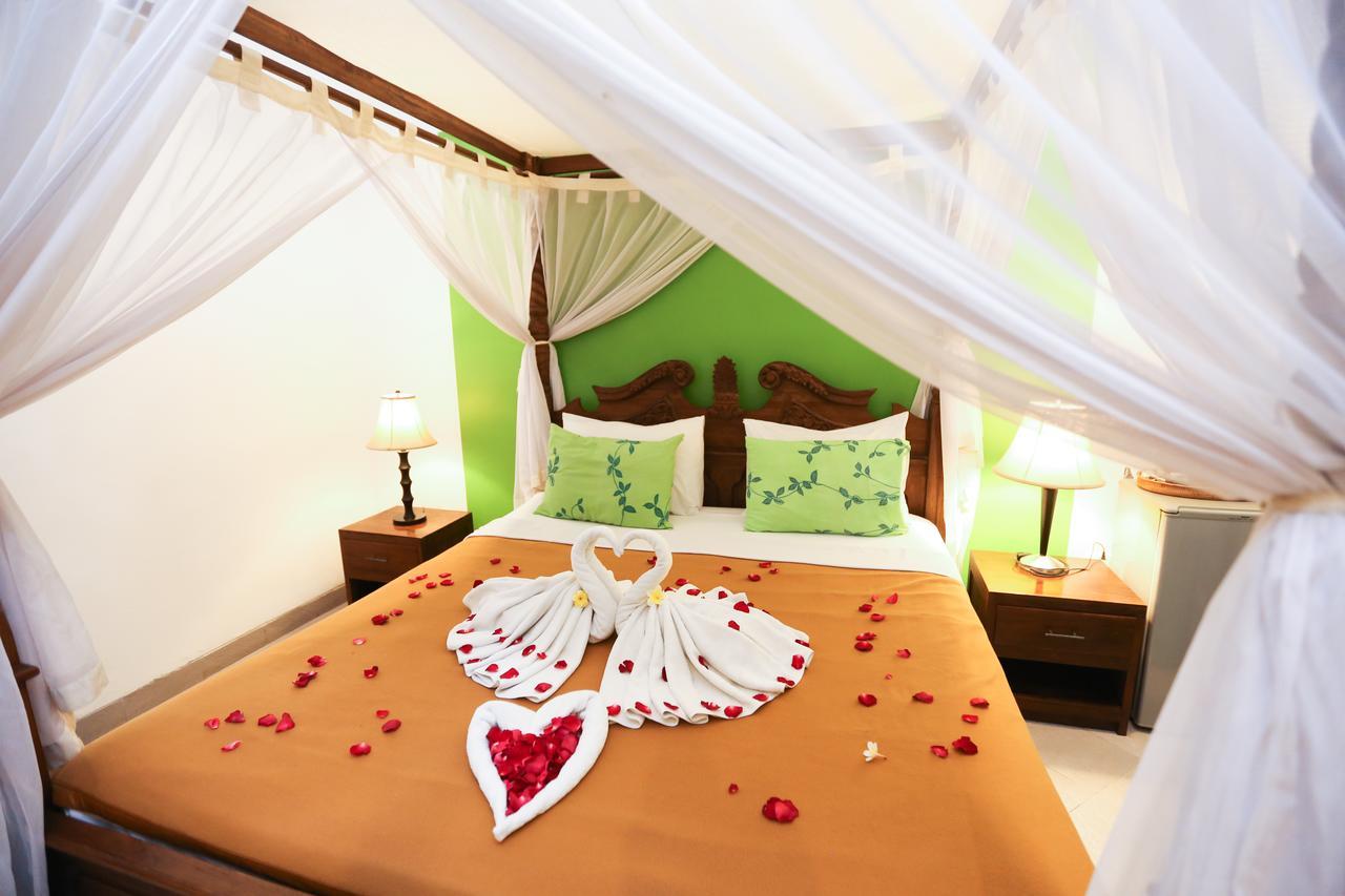Aquarius Beach Hotel Sanur Exterior foto